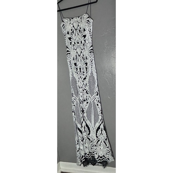 B. Darlin Dresses & Skirts - Women's B. Darlin Long Fitted Formal Black And White Sequin Dress Size 2 Prom